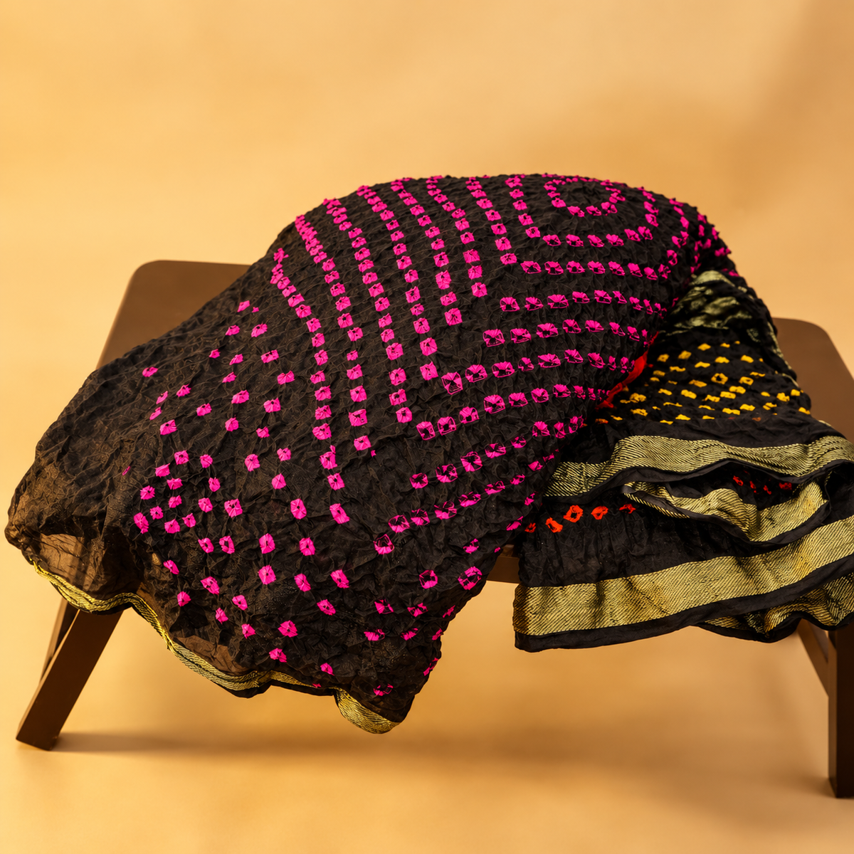 Handmade Bandhani Saree – Black & Magenta
