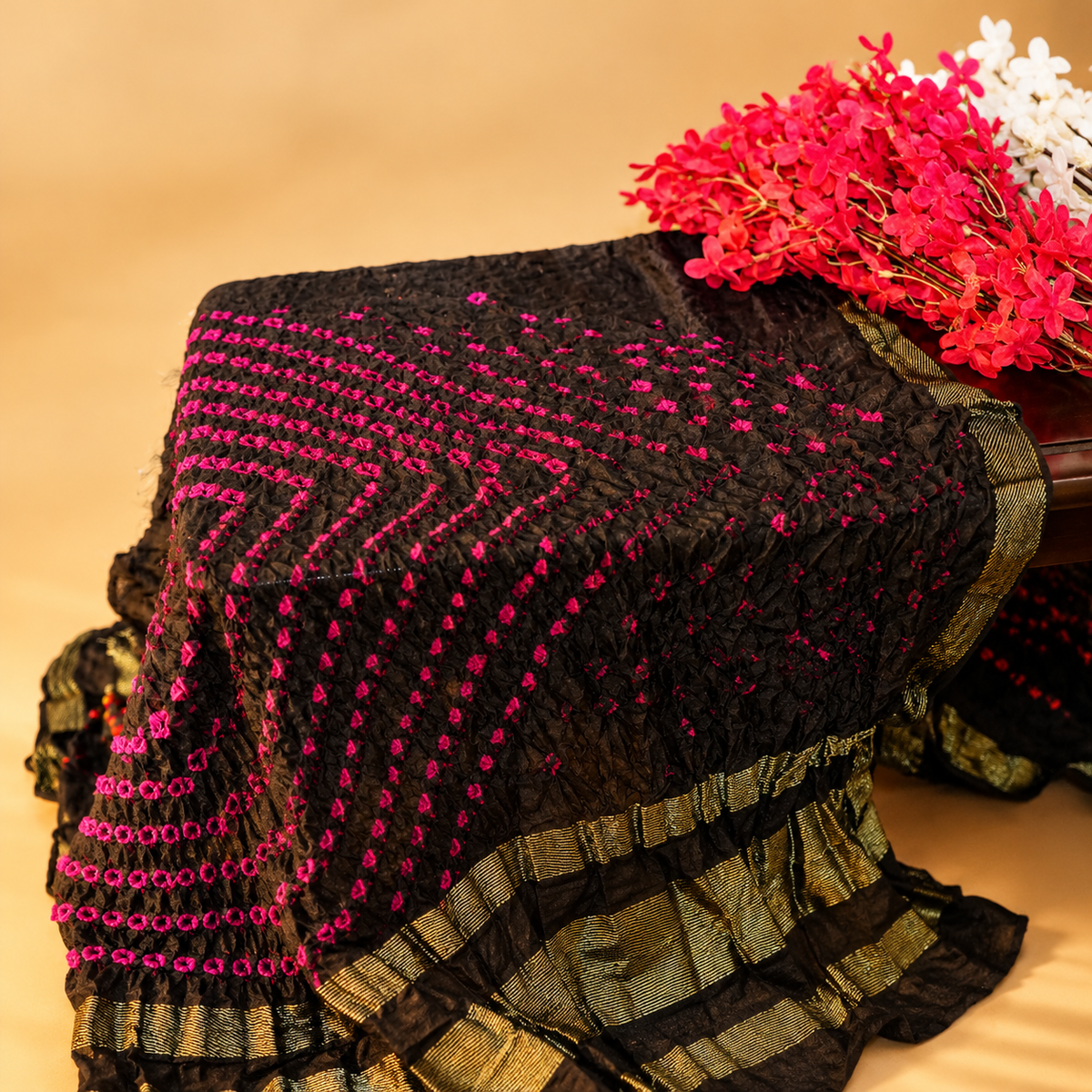 Handmade Bandhani Saree – Black & Magenta